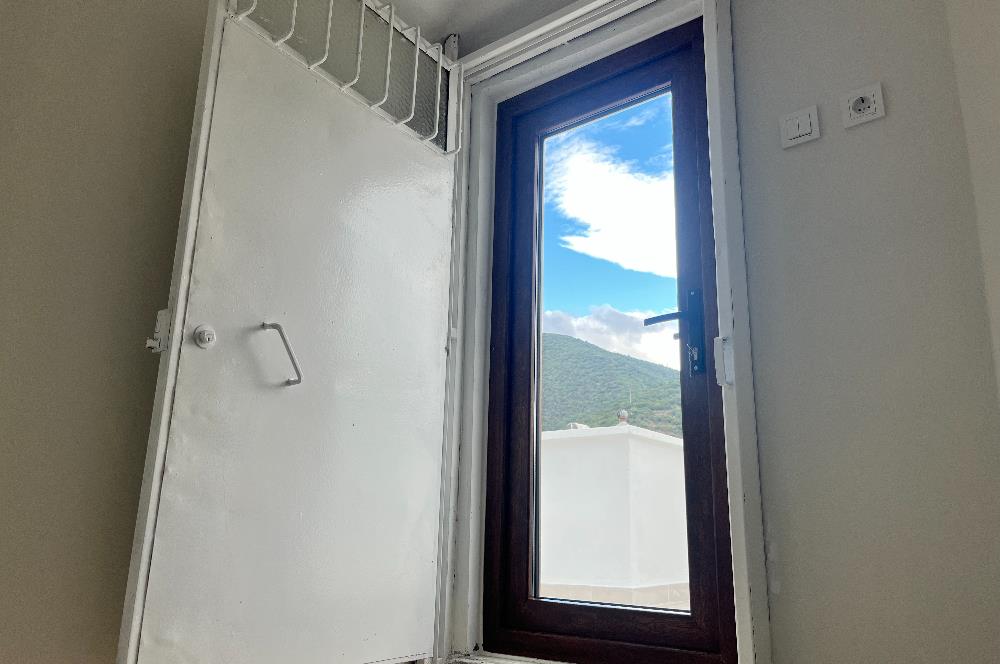 C21 Cius; Armutlu-Kapaklı Site İçerisinde Kiralık Villa