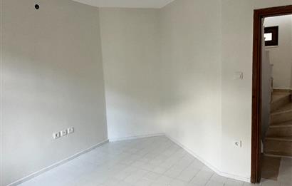 C21 Cius; Armutlu-Kapaklı Site İçerisinde Kiralık Villa