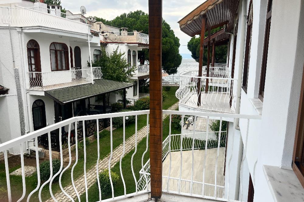 C21 Cius; Armutlu-Kapaklı Site İçerisinde Kiralık Villa