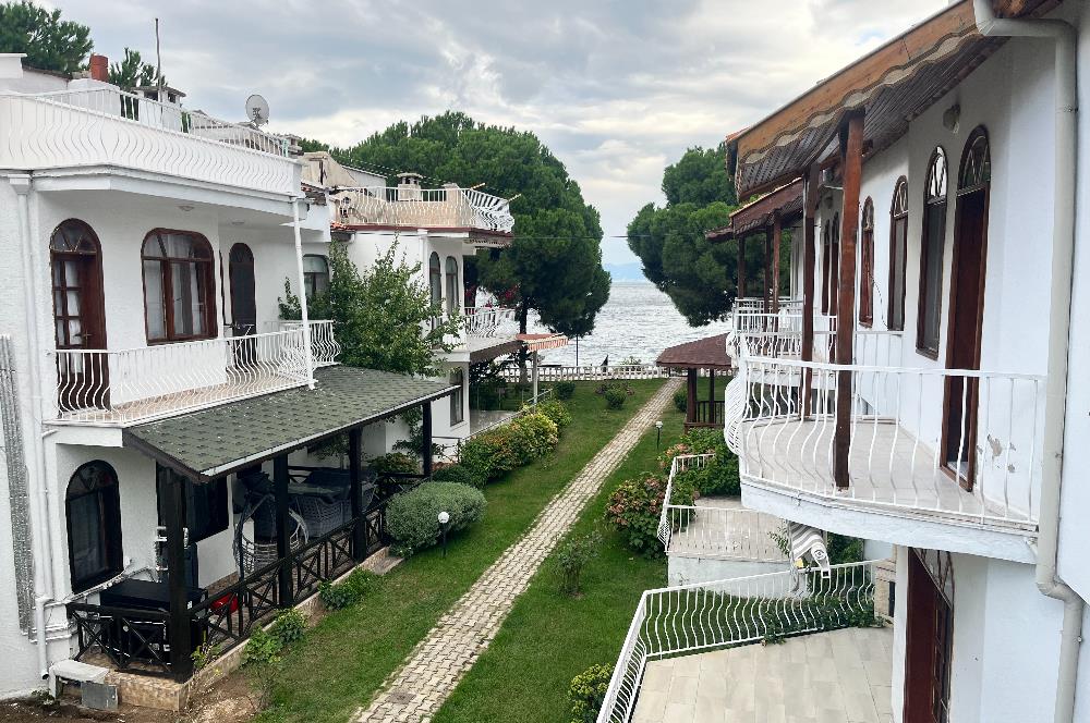 C21 Cius; Armutlu-Kapaklı Site İçerisinde Kiralık Villa