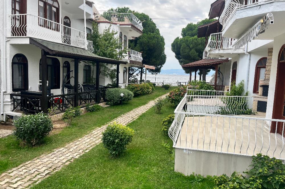 C21 Cius; Armutlu-Kapaklı Site İçerisinde Kiralık Villa