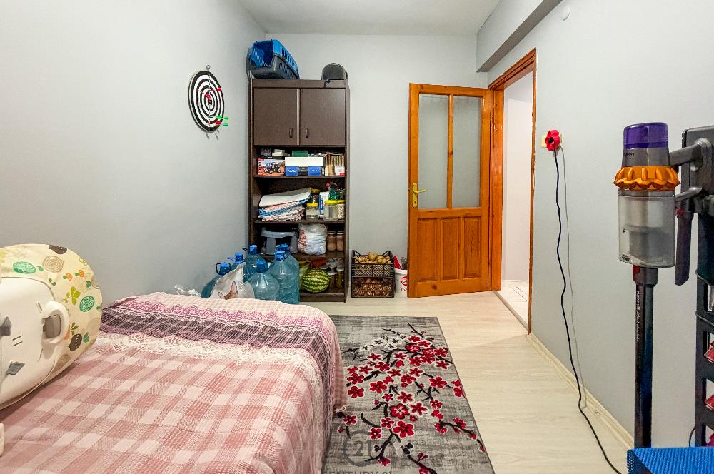 C21 BAL'dan ATATÜRK MAHALLESİNDE KULLANIŞLI ARAKAT 3+1 DAİRE