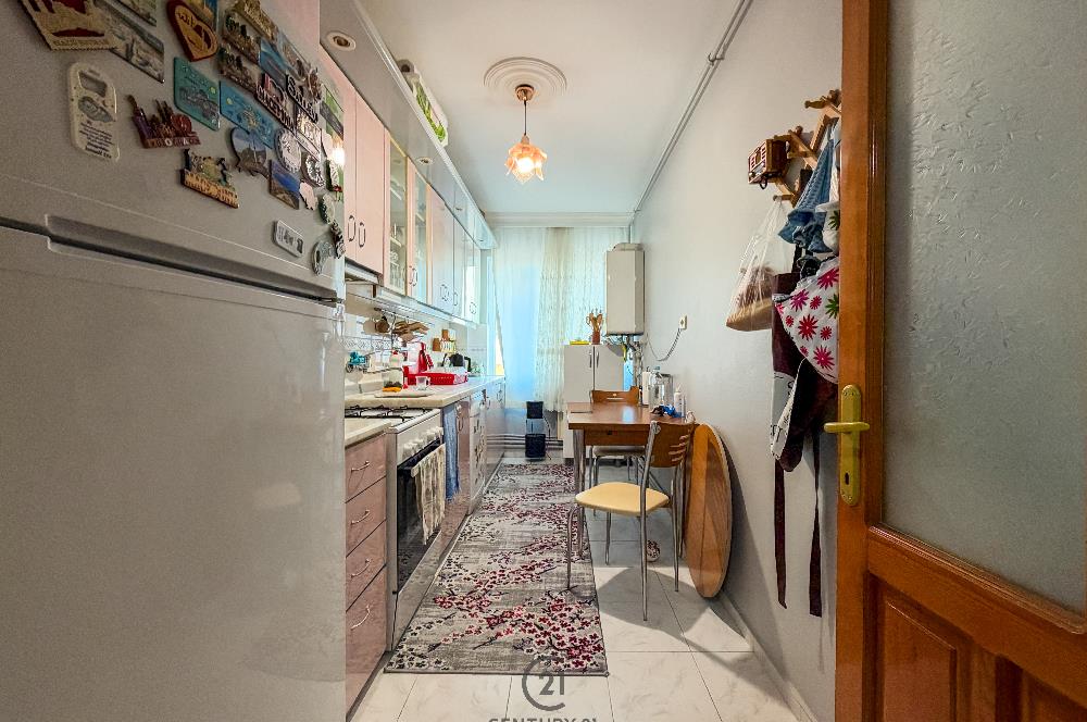 C21 BAL'dan ATATÜRK MAHALLESİNDE KULLANIŞLI ARAKAT 3+1 DAİRE