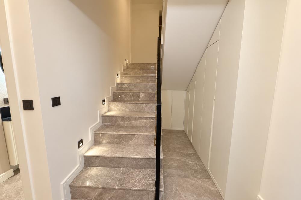 C21 LOFT'TAN ALBAYRAK'TA SATILIK 5+1 VİLLA