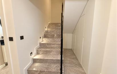 C21 LOFT'TAN ALBAYRAK'TA SATILIK 5+1 VİLLA