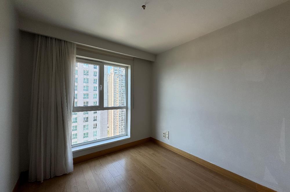 ATAŞEHİR AĞAOĞLU SKY TOWERS BUTIK PROJEDE HEMEN OTURUM 3+1