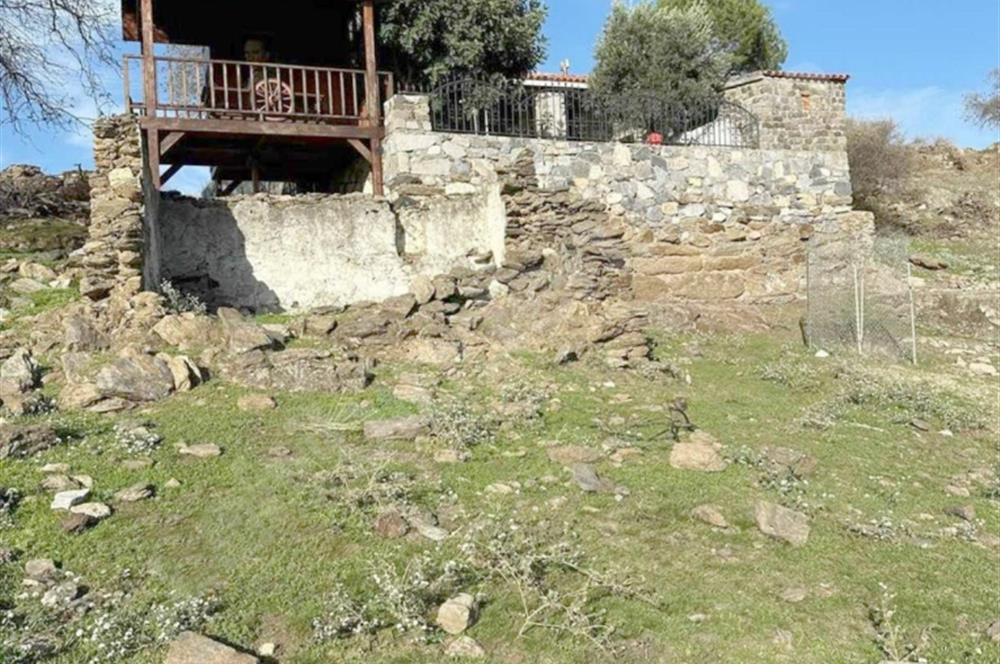 AYDIN SÖKE SERÇİN' DE BAFA GÖLÜ MANZARALI KAĞGİR EVLİ TARLA