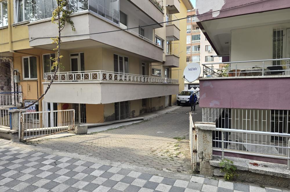 CENTURY21 PLUS'DAN DOKTORLAR SİTESİNDE KİRALIK BAKIMLI 3+1 DAİRE