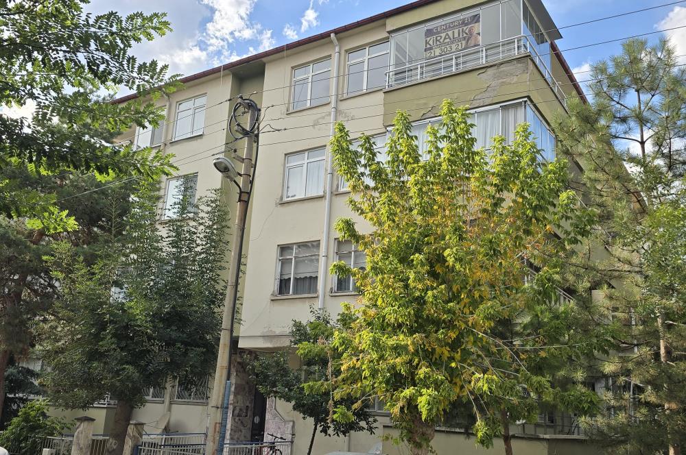 CENTURY21 PLUS'DAN DOKTORLAR SİTESİNDE KİRALIK BAKIMLI 3+1 DAİRE