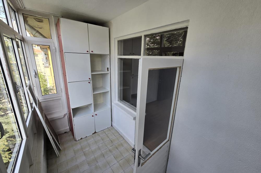 CENTURY21 PLUS'DAN DOKTORLAR SİTESİNDE KİRALIK BAKIMLI 3+1 DAİRE