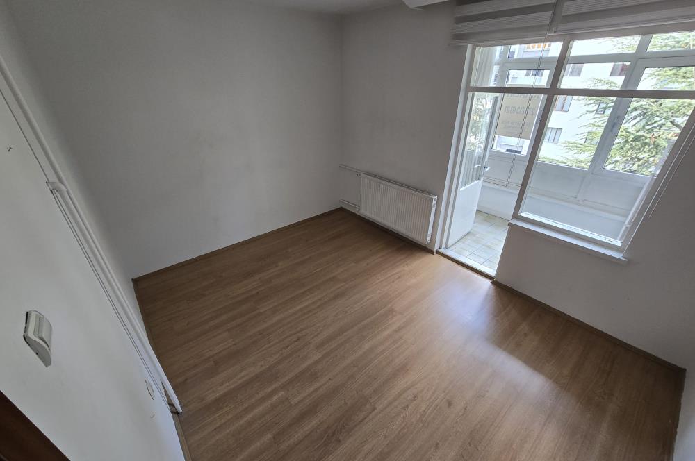 CENTURY21 PLUS'DAN DOKTORLAR SİTESİNDE KİRALIK BAKIMLI 3+1 DAİRE