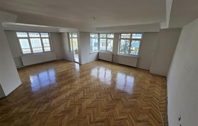 CENTURY21 PLUS'DAN DOKTORLAR SİTESİNDE KİRALIK BAKIMLI 3+1 DAİRE