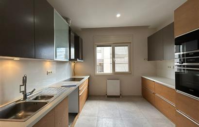 Caddebostan'da Satılık 3+1 Daire, Sahile Yakın, 110m²