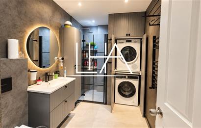 GÖKKUŞAĞI SİTESİ'NDE YENİLENMİŞ GENİŞ 3+2 TERS DUBLEKS DAİRE