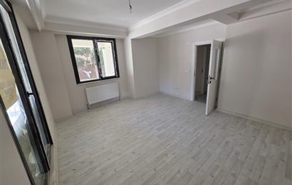 KOŞUYOLUNA YAKIN BARBAROS MAH.DE SIFIR 2+1 SATILIK DAİRE