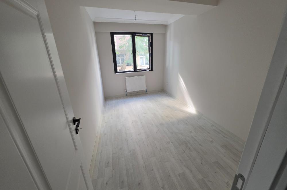 KOŞUYOLUNA YAKIN BARBAROS MAH.DE SIFIR 2+1 SATILIK DAİRE