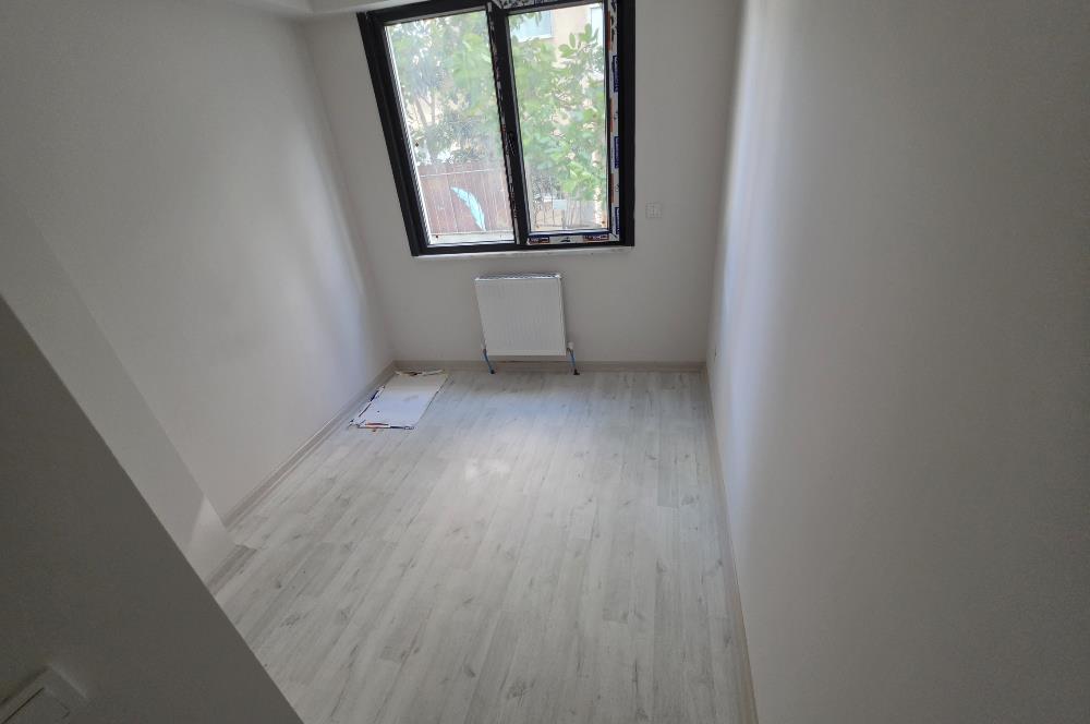 KOŞUYOLUNA YAKIN BARBAROS MAH.DE SIFIR 2+1 SATILIK DAİRE