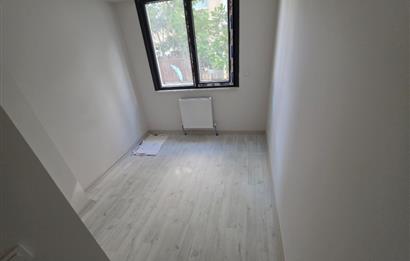 KOŞUYOLUNA YAKIN BARBAROS MAH.DE SIFIR 2+1 SATILIK DAİRE