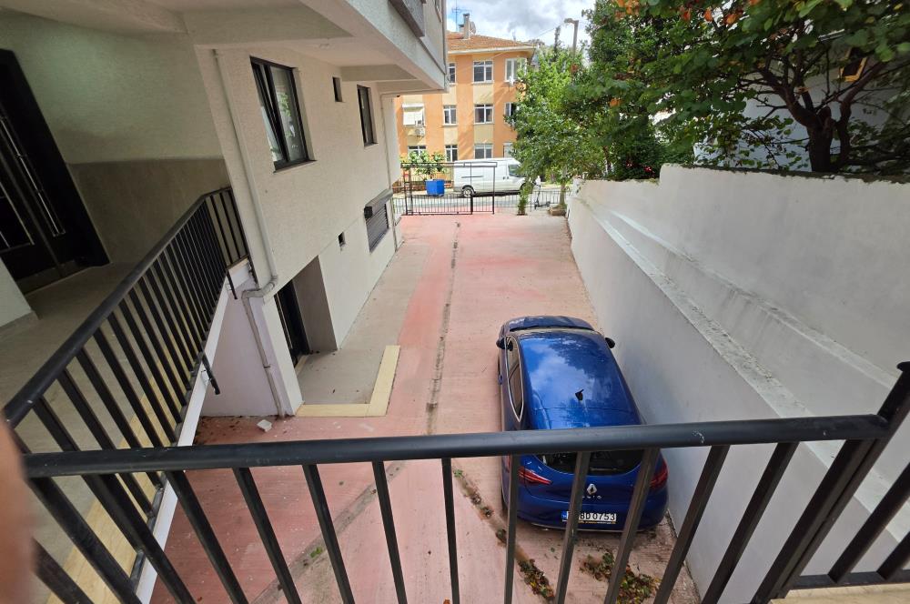 KOŞUYOLUNA YAKIN BARBAROS MAH.DE SIFIR 2+1 SATILIK DAİRE