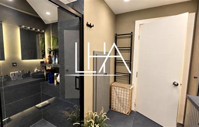 GÖKKUŞAĞI SİTESİ'NDE YENİLENMİŞ GENİŞ 3+2 TERS DUBLEKS DAİRE