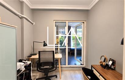 GÖKKUŞAĞI SİTESİ'NDE YENİLENMİŞ GENİŞ 3+2 TERS DUBLEKS DAİRE