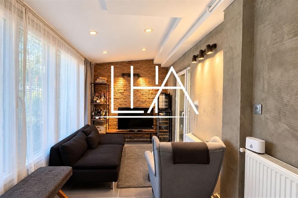 GÖKKUŞAĞI SİTESİ'NDE YENİLENMİŞ GENİŞ 3+2 TERS DUBLEKS DAİRE