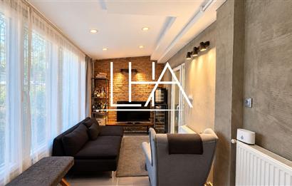 GÖKKUŞAĞI SİTESİ'NDE YENİLENMİŞ GENİŞ 3+2 TERS DUBLEKS DAİRE