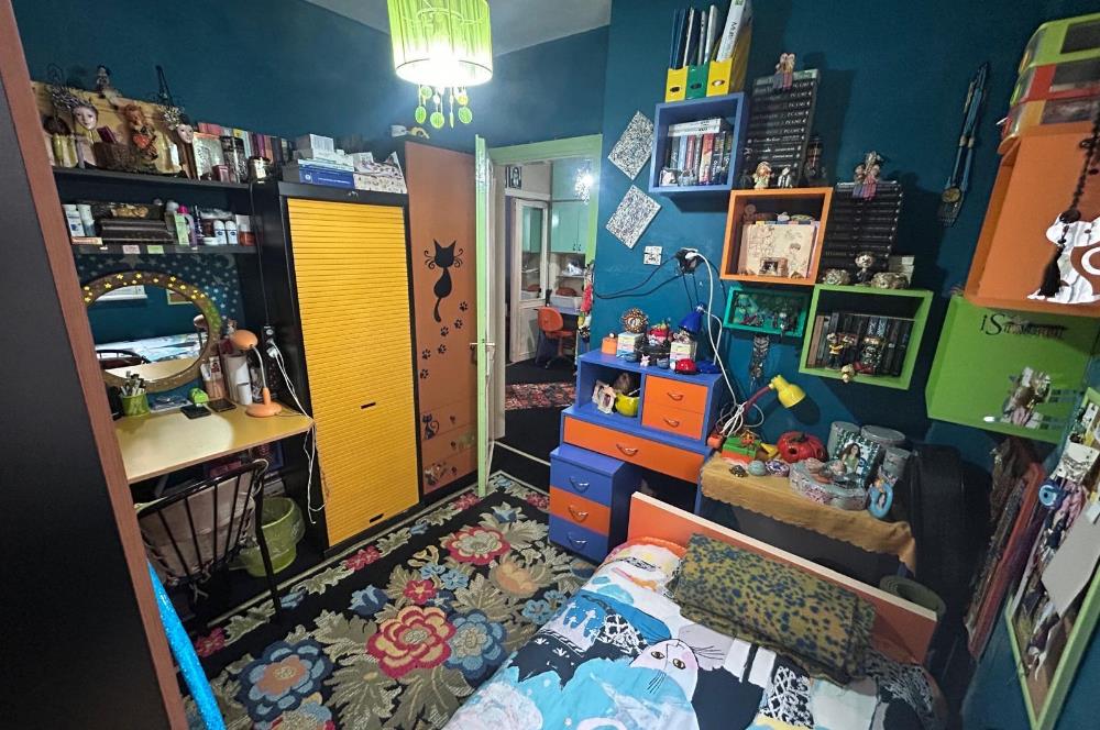 FATİH VATAN CADDESİ AKŞEMSETTİN MAHALLESİNDE 3+1 SATILIK DAİRE