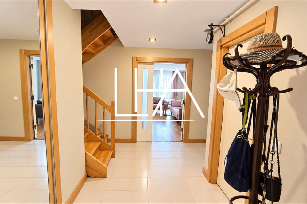 C21'DEN PALMİRA SİTESİ'NDE ÇOK GENİŞ 2+1 ÇATI DUBLEKSİ DAİRE