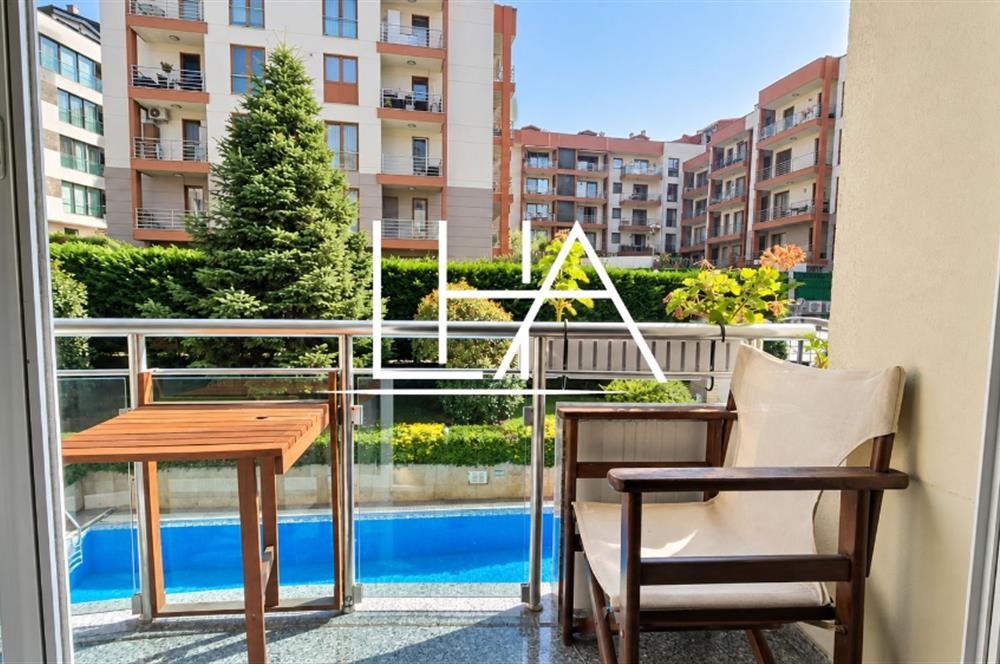 GÖKKUŞAĞI SİTESİ'NDE YENİLENMİŞ GENİŞ 3+2 TERS DUBLEKS DAİRE