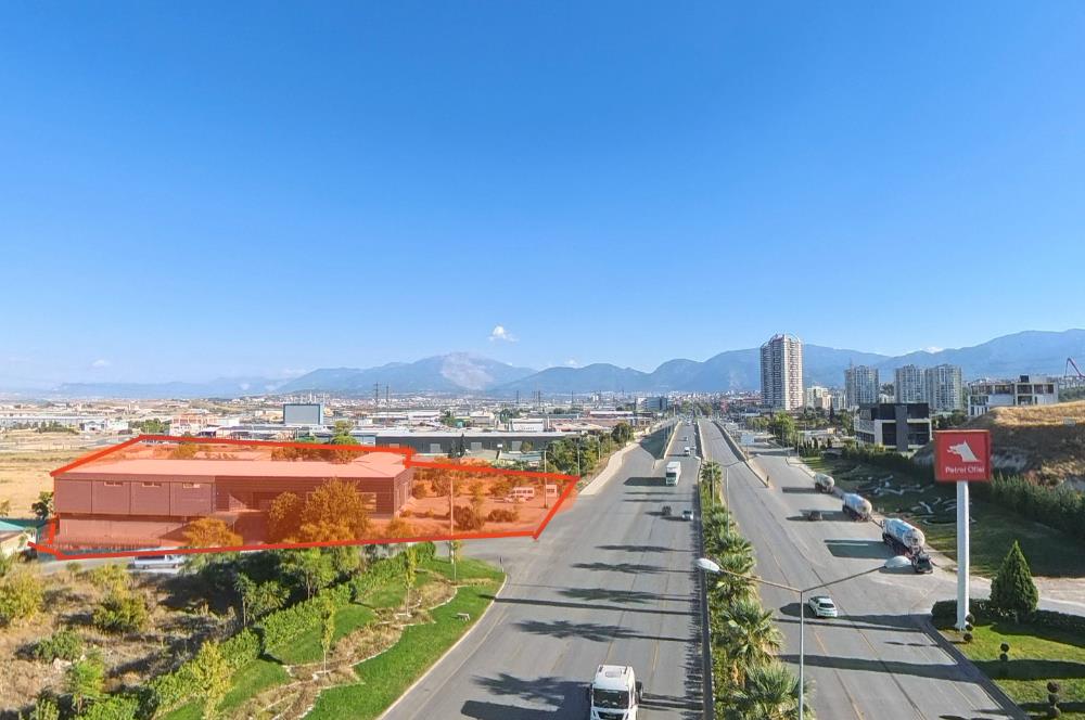 C21 LOFT'TAN İZMİR ASFALTI ÜZERİNDE 4.000 m² KİRALIK KOMPLE BİNA