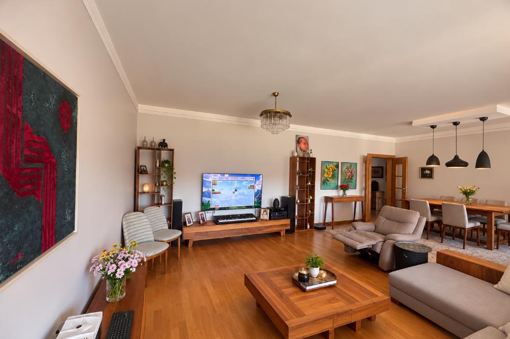 Göktürk'te Kiralık 4+1 Bahçe Manzaralı Daire
