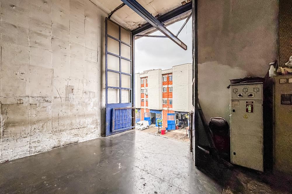 BİKSAN | 2.500 m² | 300 kW | VİNÇ | CAM TAVAN