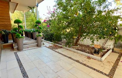 DİDİM AKBÜK MERKEZDE DENİZE 300 M HAVUZLU BAHÇELİ 4+1 VİLLA