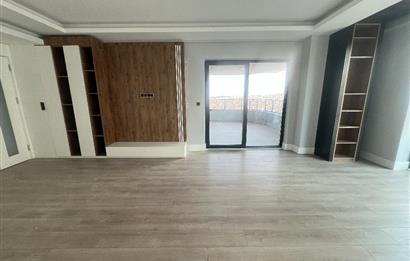 TWİN TOWERS'TA ŞEHİR MANZARALI LÜKS VE FERAH SATILIK 3+1 DAİRE