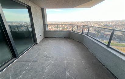 TWİN TOWERS'TA ŞEHİR MANZARALI LÜKS VE FERAH SATILIK 3+1 DAİRE