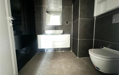 TWİN TOWERS'TA ŞEHİR MANZARALI LÜKS VE FERAH SATILIK 3+1 DAİRE