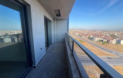 TWİN TOWERS'TA ŞEHİR MANZARALI LÜKS VE FERAH SATILIK 3+1 DAİRE