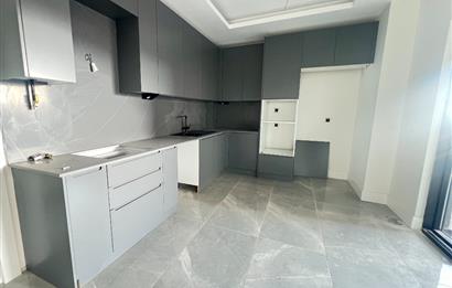TWİN TOWERS'TA ŞEHİR MANZARALI LÜKS VE FERAH SATILIK 3+1 DAİRE