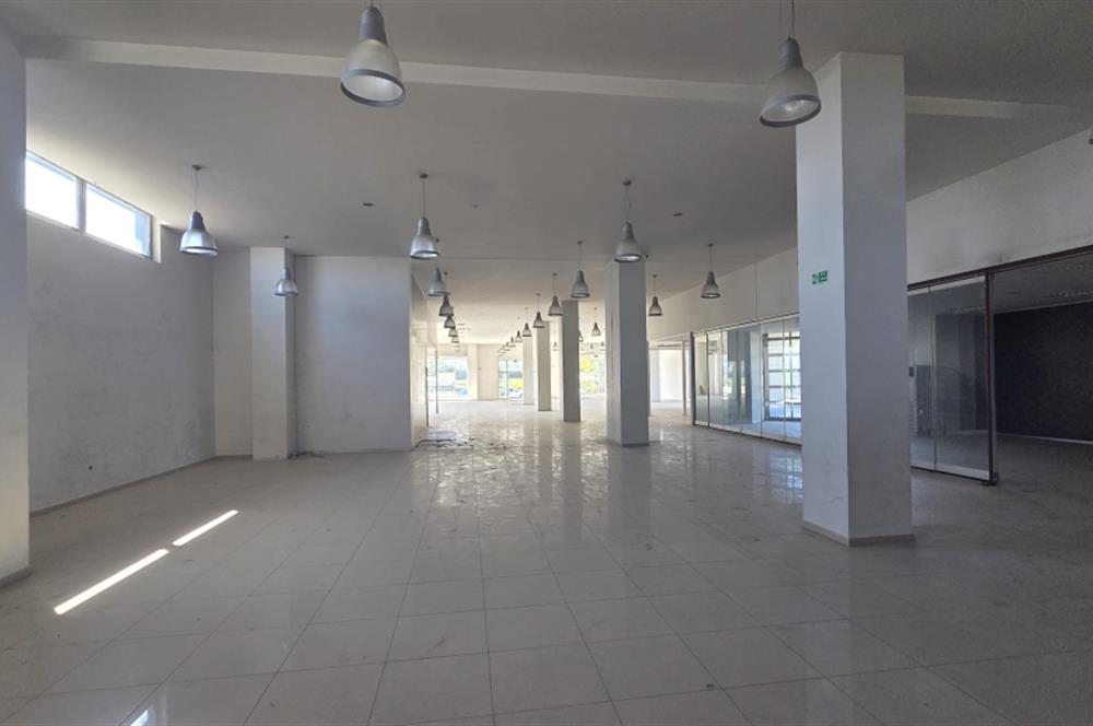 C21 LOFT'TAN İZMİR ASFALTI ÜZERİNDE 4.000 m² KİRALIK KOMPLE BİNA