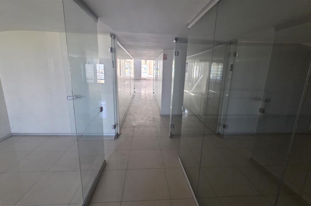 C21 LOFT'TAN İZMİR ASFALTI ÜZERİNDE 4.000 m² KİRALIK KOMPLE BİNA