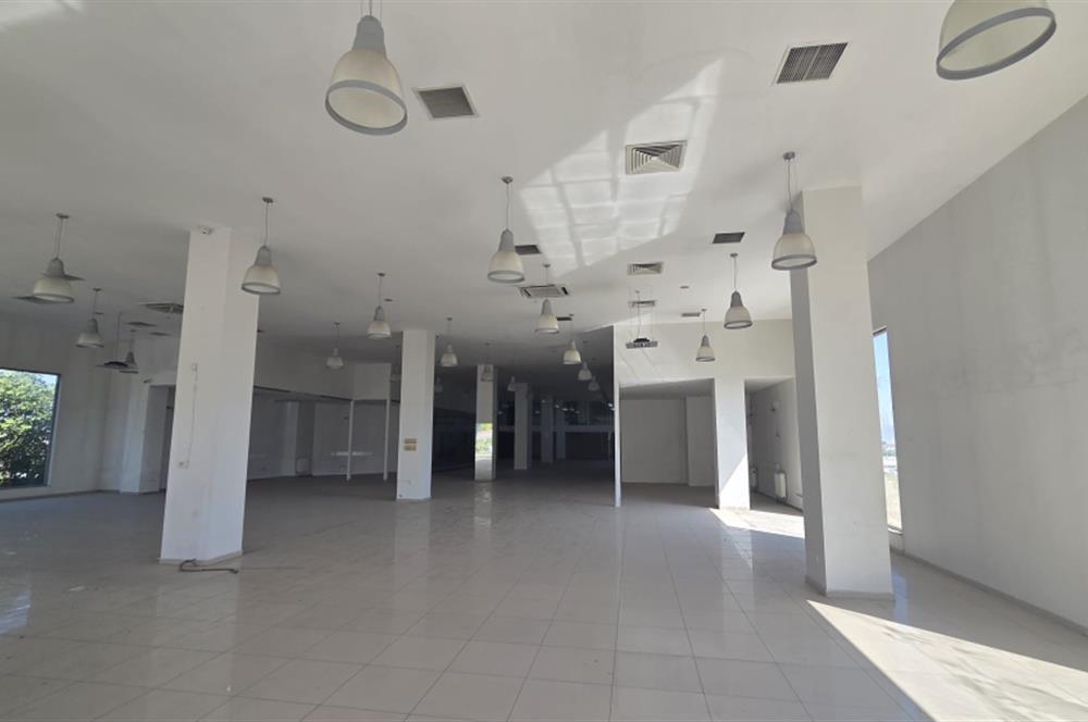 C21 LOFT'TAN İZMİR ASFALTI ÜZERİNDE 4.000 m² KİRALIK KOMPLE BİNA