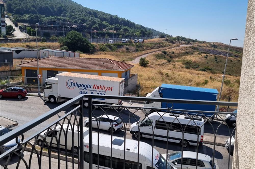 Maltepe'de Deniz ve Orman Manzaralı 2+1