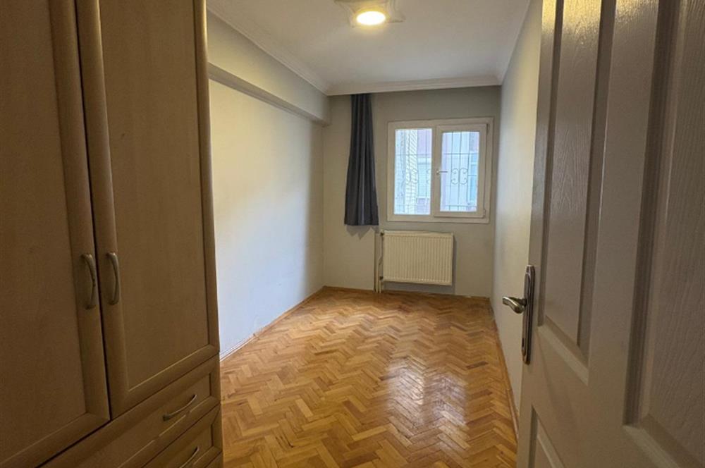 Bahçelievler Gün Sazak Bulvarı'nda Kiralık Geniş 2+1 Daire