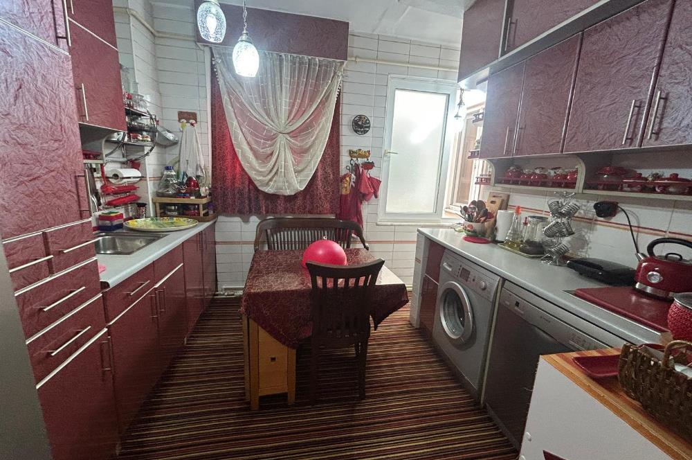 FATİH VATAN CADDESİ AKŞEMSETTİN MAHALLESİNDE 3+1 SATILIK DAİRE