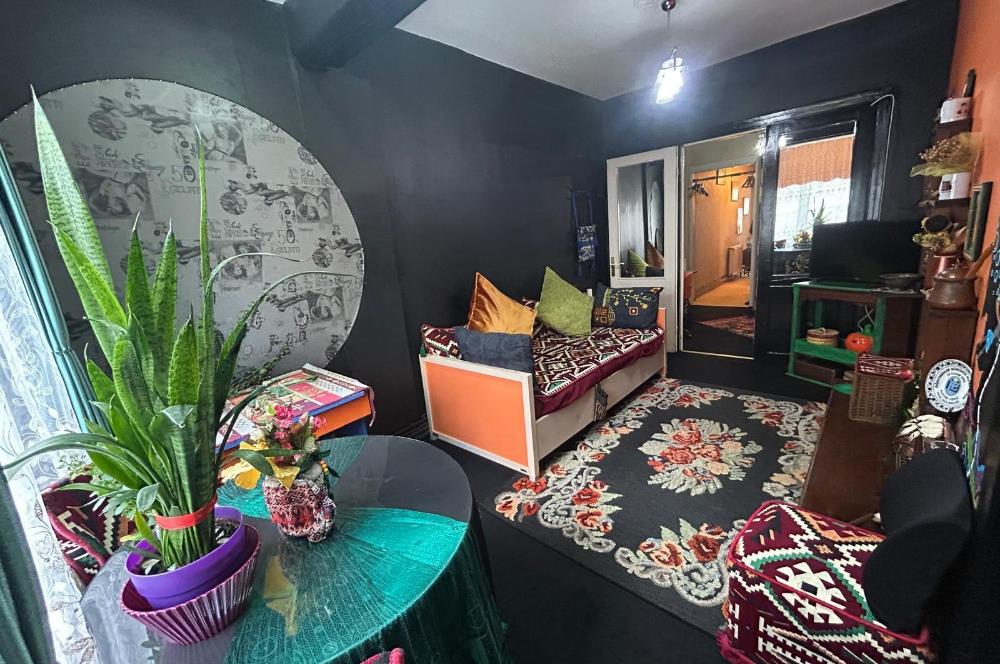 FATİH VATAN CADDESİ AKŞEMSETTİN MAHALLESİNDE 3+1 SATILIK DAİRE
