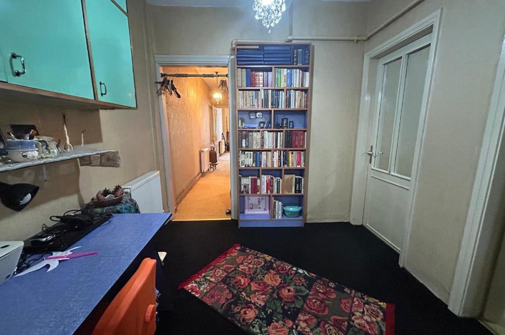 FATİH VATAN CADDESİ AKŞEMSETTİN MAHALLESİNDE 3+1 SATILIK DAİRE