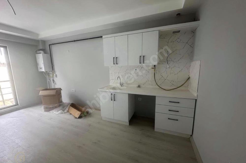 1. SAKARYA MAH. SPOR TOTO YAKINI ARA KAT SATILIK 1+1 DAİRE