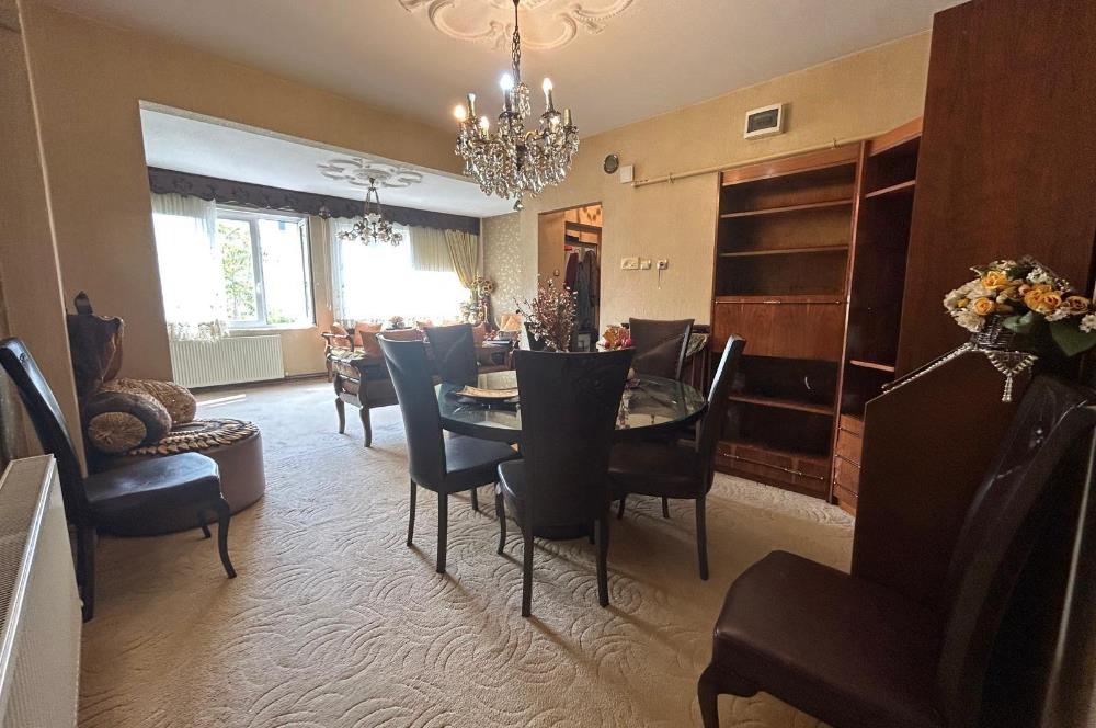 FATİH VATAN CADDESİ AKŞEMSETTİN MAHALLESİNDE 3+1 SATILIK DAİRE