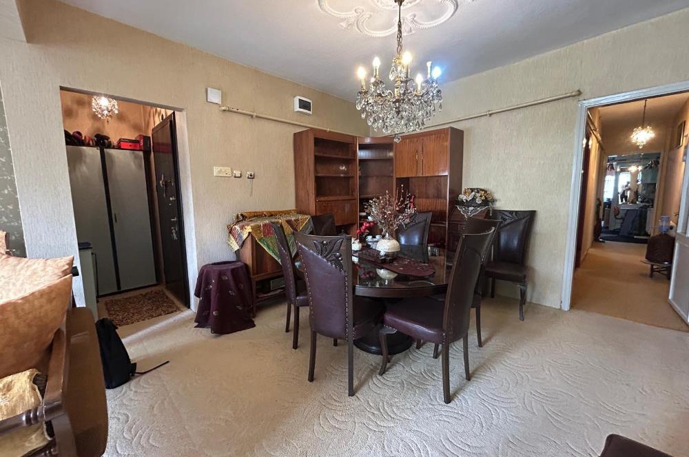 FATİH VATAN CADDESİ AKŞEMSETTİN MAHALLESİNDE 3+1 SATILIK DAİRE